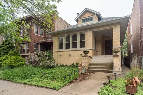 6613 N Ashland Ave, Chicago, IL 60626