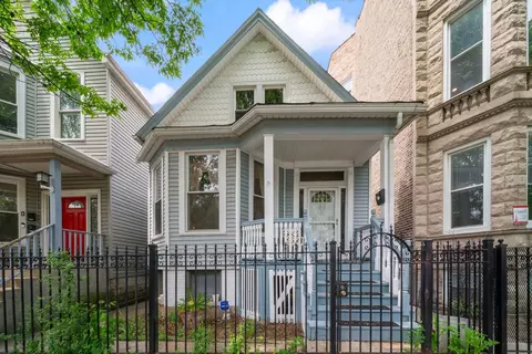 1640 N Kedzie Ave, Chicago, IL 60647