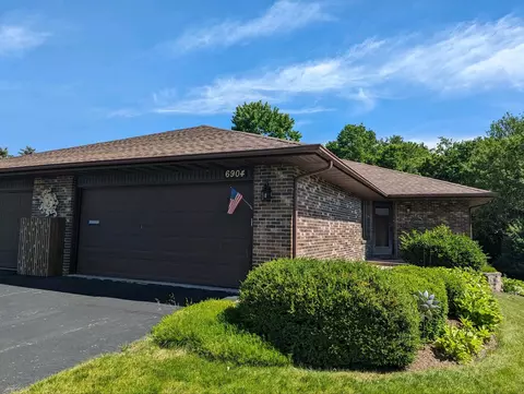 6904 Redansa Dr #1, Rockford, IL 61108