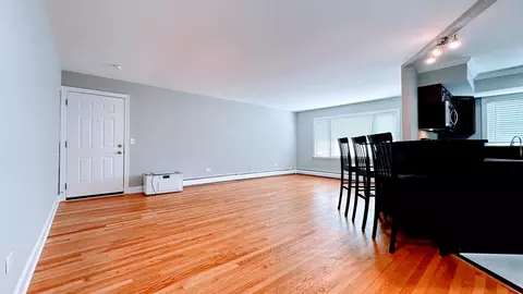 105 Dover Dr #11, Des Plaines, IL 60018 photo 6