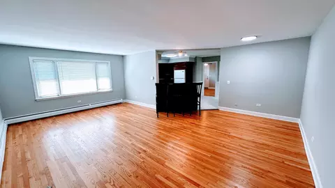 105 Dover Dr #11, Des Plaines, IL 60018 photo 7