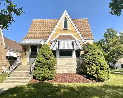 4201 N Parkside Ave, Chicago, IL 60634