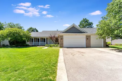 Exterior - 1335 Saddlebrook Rd, Bartlett, IL 60103 photo 5 of 5