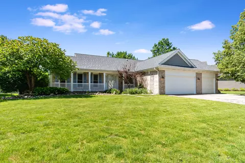 1335 Saddlebrook Rd, Bartlett, IL 60103