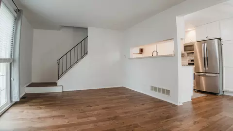 Living - 1681 Ashburn Ct #E, Wheaton, IL 60189 photo 1 of 3