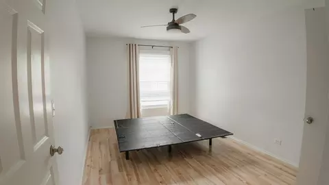 Bedroom - 1681 Ashburn Ct #E, Wheaton, IL 60189 photo 3 of 5