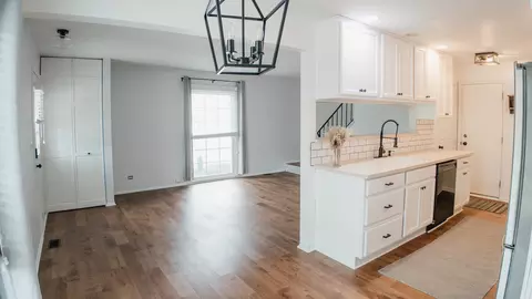 Other - 1681 Ashburn Ct #E, Wheaton, IL 60189 photo 1 of 4