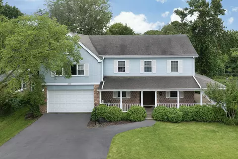 3503 Linneman St, Glenview, IL 60025