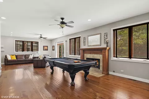 Living - 3503 Linneman St, Glenview, IL 60025 photo 2 of 2