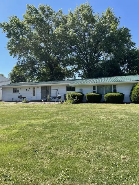 6 Davis Ct, Mansfield, IL 61854 photo 5
