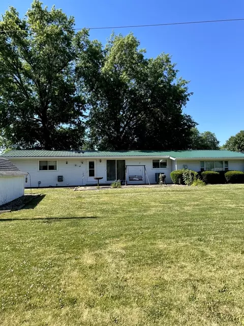 6 Davis Ct, Mansfield, IL 61854 photo 6