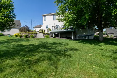 Exterior - 3 Chloe Ct, Bloomington, IL 61704 photo 8 of 12