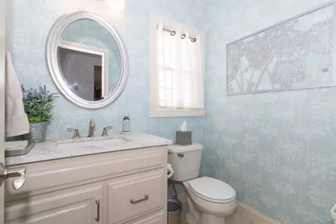 Bath - 3 Chloe Ct, Bloomington, IL 61704 photo 1 of 7