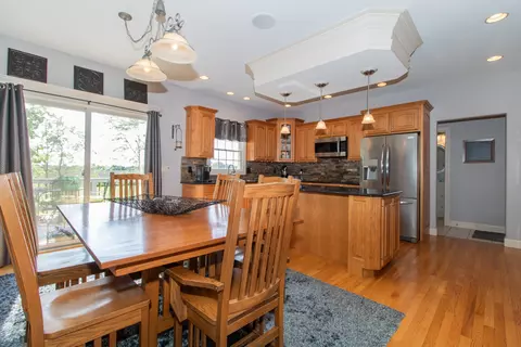 Dining - 3 Chloe Ct, Bloomington, IL 61704 photo 2 of 5