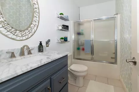 Bath - 3 Chloe Ct, Bloomington, IL 61704 photo 7 of 7