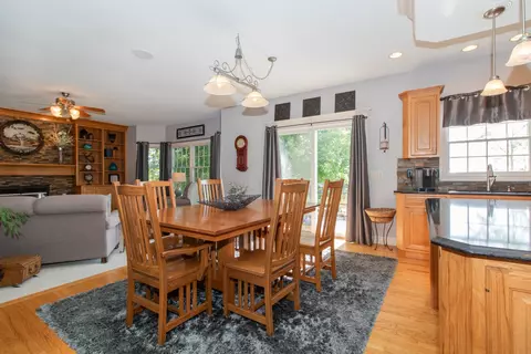 Dining - 3 Chloe Ct, Bloomington, IL 61704 photo 1 of 5