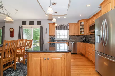 Kitchen - 3 Chloe Ct, Bloomington, IL 61704 photo 2 of 5