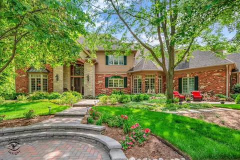 3 S403 Saddle Ridge Ct, Warrenville, IL 60555