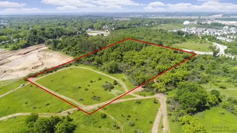1811 Il Rte 25 Rd, Barrington, IL 60010