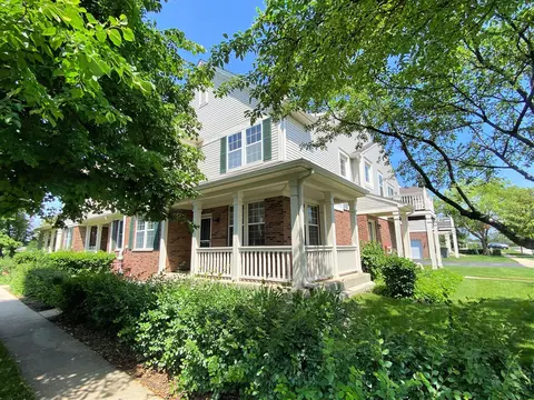 54 N Palazzo Dr, Addison, IL 60101