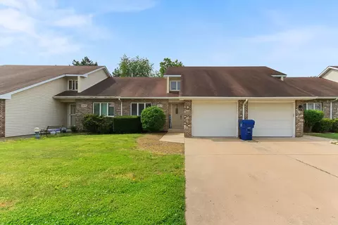 325 Vista Ct #H, Minooka, IL 60447