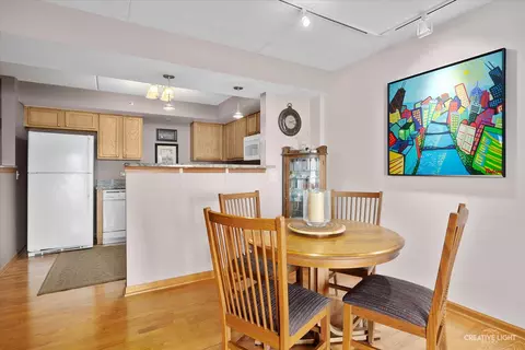 Dining - 8010 Riverwalk Dr #3E, Lyons, IL 60534 photo 1 of 1