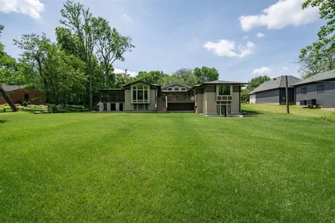 Exterior - 40 Sunset Rd, Bloomington, IL 61701 photo 13 of 19
