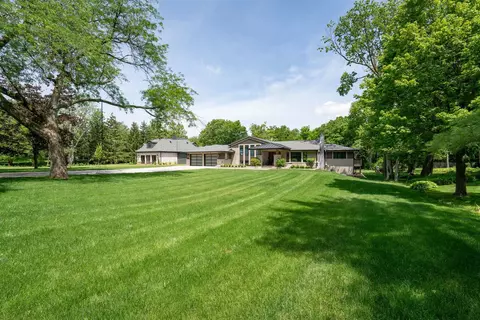 Exterior - 40 Sunset Rd, Bloomington, IL 61701 photo 18 of 19