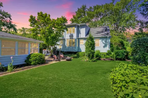 18617 Henry St, Lansing, IL 60438