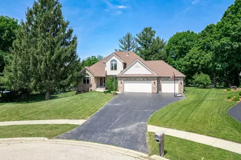 5924 Wainwright Ct, Roscoe, IL 61073 photo 2