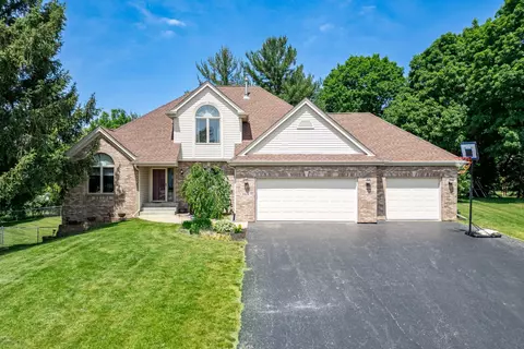 5924 Wainwright Ct, Roscoe, IL 61073