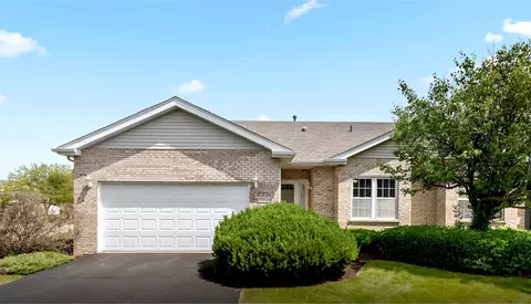 19309 Tramore Ln, Mokena, IL 60448