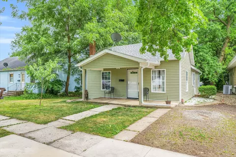 708 E Sangamon Ave, Rantoul, IL 61866