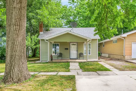 708 E Sangamon Ave, Rantoul, IL 61866 photo 3