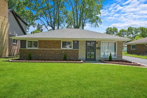 701 E 155th St, South Holland, IL 60473