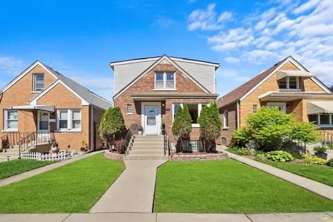 6816 S Komensky Ave, Chicago, IL 60629
