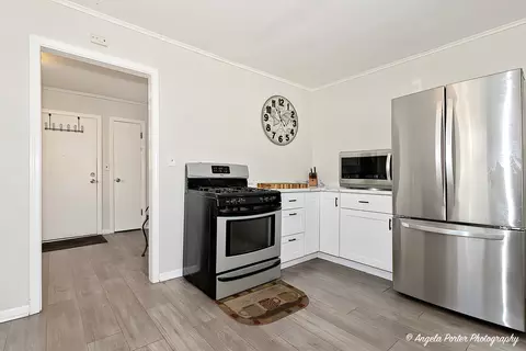 Kitchen - 1719 Pleasant Ave, Mchenry, IL 60050 photo 5 of 5