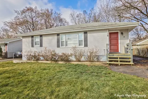 1719 Pleasant Ave, Mchenry, IL 60050