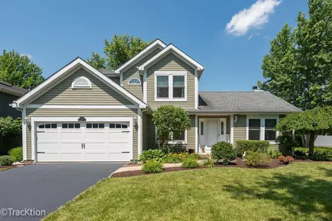 85 Brookshire Ln, Aurora, IL 60502