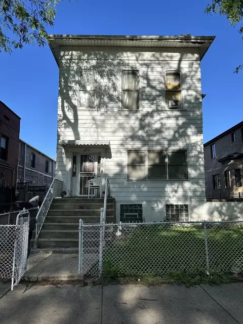 4225 S Michigan Ave, Chicago, IL 60653