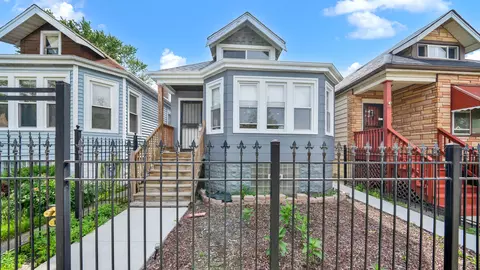 7233 S Honore St, Chicago, IL 60636