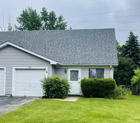 1099 Pheasant Run Ln, Aurora, IL 60504