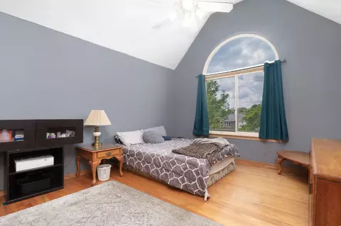2104 Olde Mill Rd, Plainfield, IL 60586 photo 16