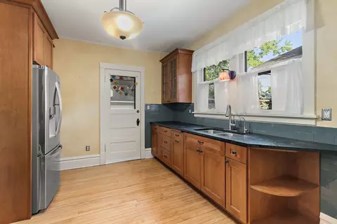 282 Hamilton Ave, Elgin, IL 60123 photo 14