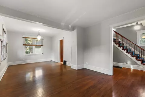 282 Hamilton Ave, Elgin, IL 60123 photo 5