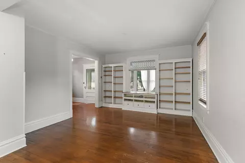 282 Hamilton Ave, Elgin, IL 60123 photo 8