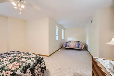 2032 Jeffrey Ct, Elgin, IL 60123 photo 14