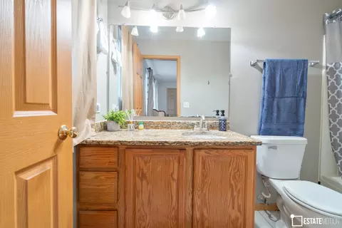 Bath - 3213 Green St, Steger, IL 60475 photo 1 of 3