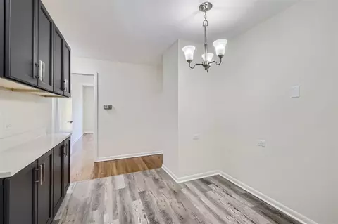 Dining - 1333 Maple Ave #4B, Evanston, IL 60201 photo 2 of 2