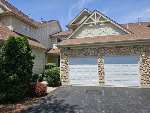 21336 Windy Hill Dr, Frankfort, IL 60423